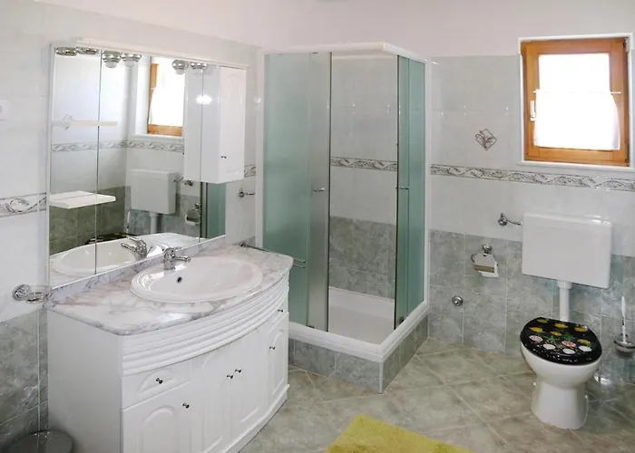 Charming Modern In Biograd *